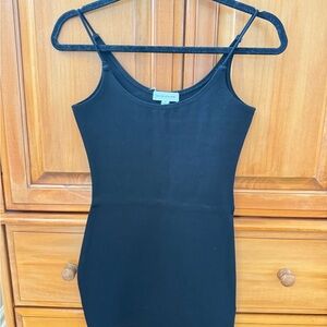 Black bodycon dress